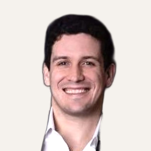 Dr. Pedro Bertelli, kirurg i deep plane facelift në São Paulo, Brazil