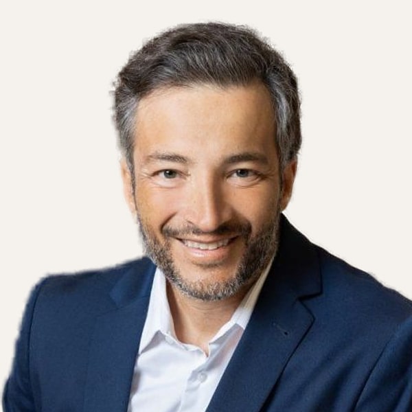 Dr. Prodromos Papaioannou, deep plane facelift surgeon in Thessaloniki, Greece