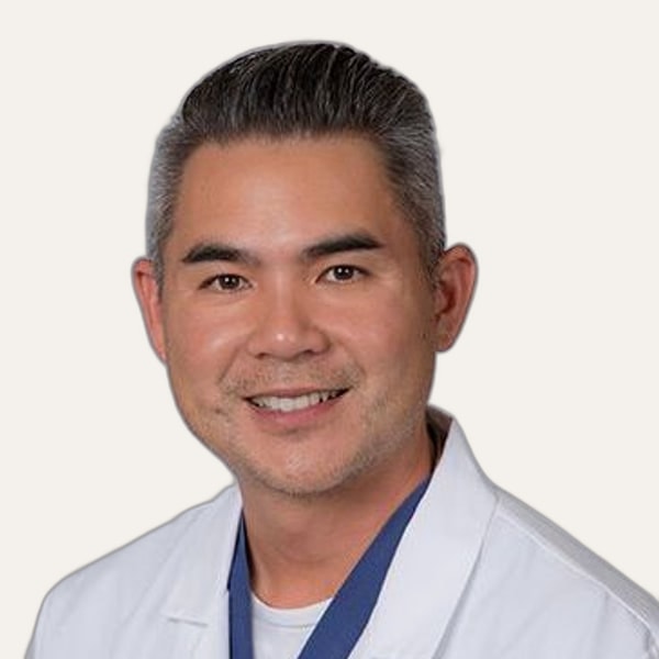 Dr. Raymond Lee — Deep Plane Facelift Chirurg