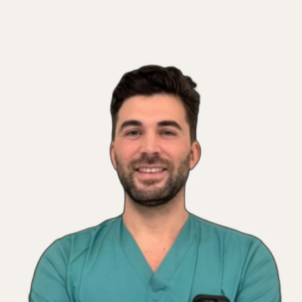 Dr. Riccardo Carbonaro