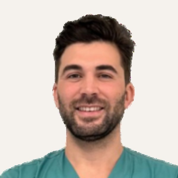 Dr. Riccardo Carbonaro