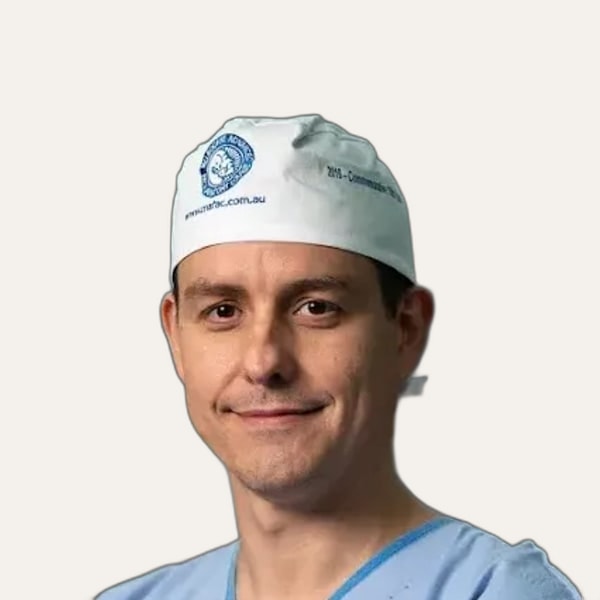 Dr. Rodrigo Teixeira, deep plane facelift surgeon in Melbourne, Australia
