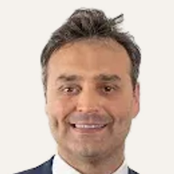 Dr. Safa Manav