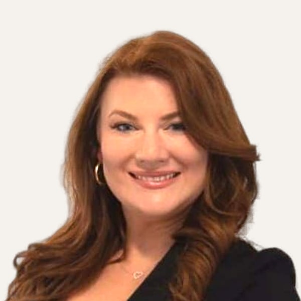 Dr. Sarah Saxon, deep plane facelift surgeon in Austin, USA