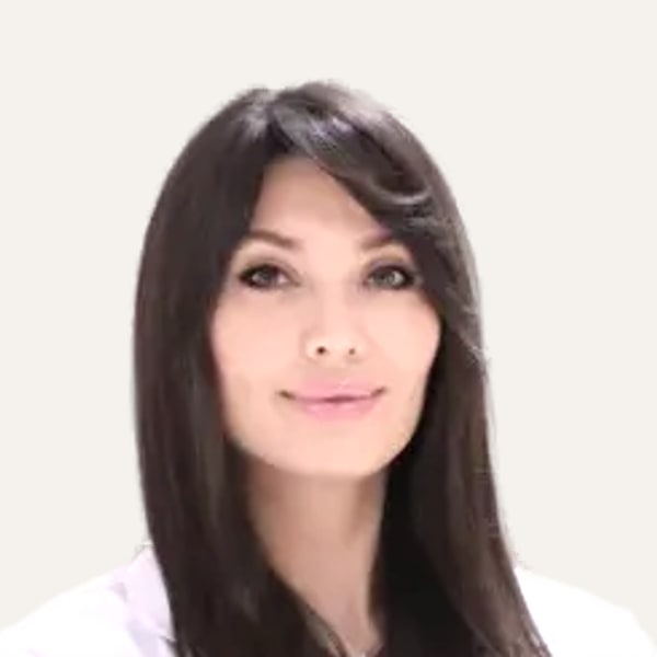 Dr. Şüheda Yıldırım, kirurg i deep plane facelift në Stamboll, Turqi