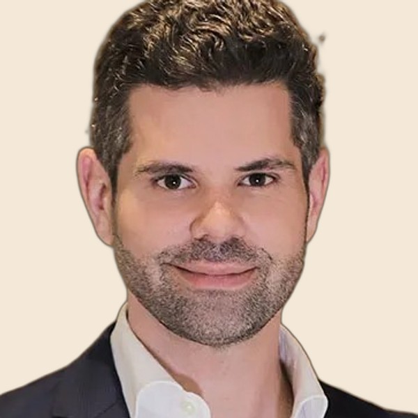 Dr. Thiago Szychta
