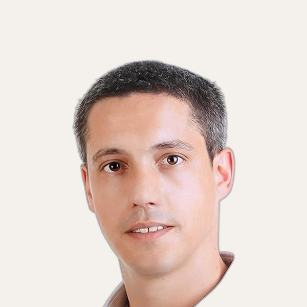 Dr. Thomas Guidicelli, deep plane facelift surgeon in Marseille, France