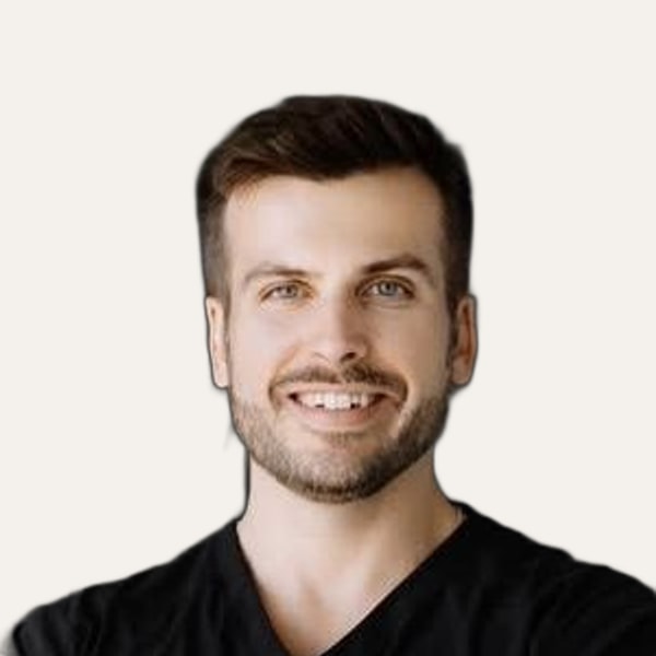 Dr. Tyler McElwee