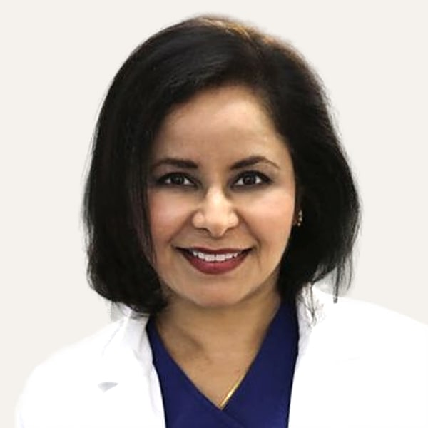 Dr. Usha Rajagopal, хирург по дълбок фейслифт в Сан Франциско, Съединени щати