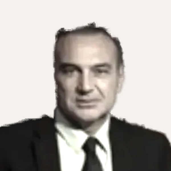 Dr. Vasileios Kretsis — Cirujano de Lifting de Plano Profundo