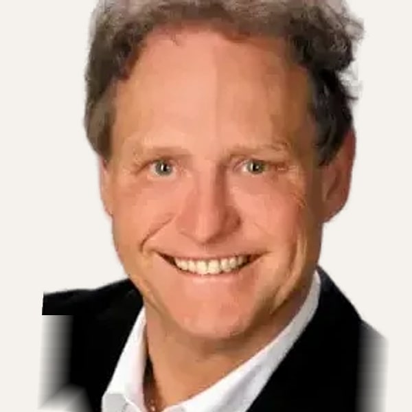Dr. Wolfgang Funk — جراح شد الوجه بتقنية deep plane