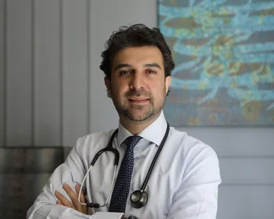 Ali Rıza Öreroğlu, deep plane facelift surgeon in Istanbul, Turkey