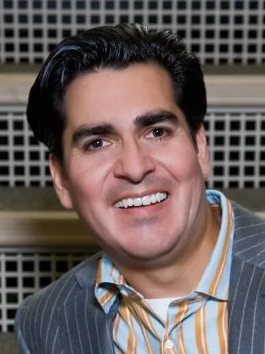 Armando Soto, deep plane facelift surgeon in Orlando, USA