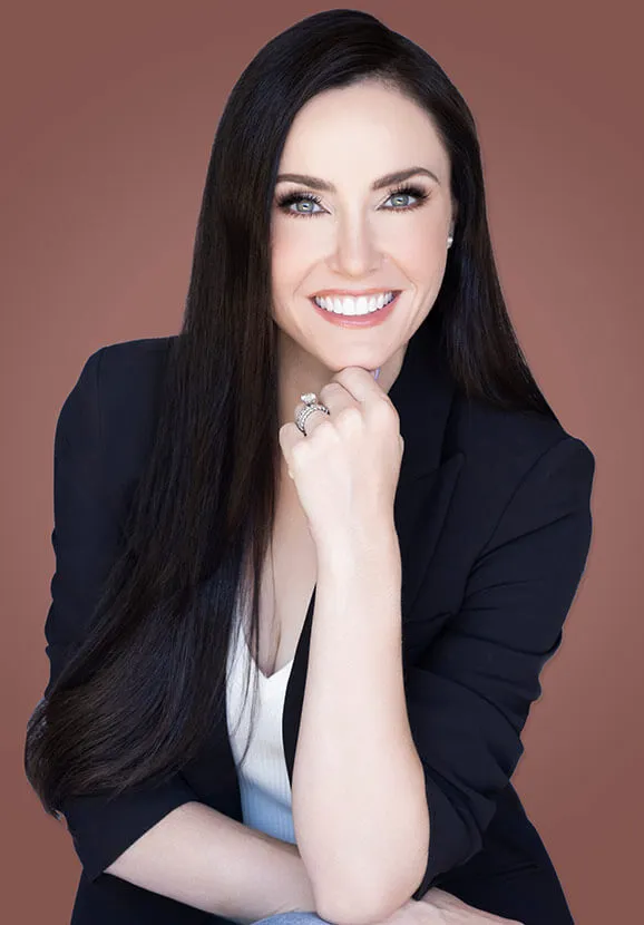 Ashley Howarth, deep plane facelift surgeon in Scottsdale, USA