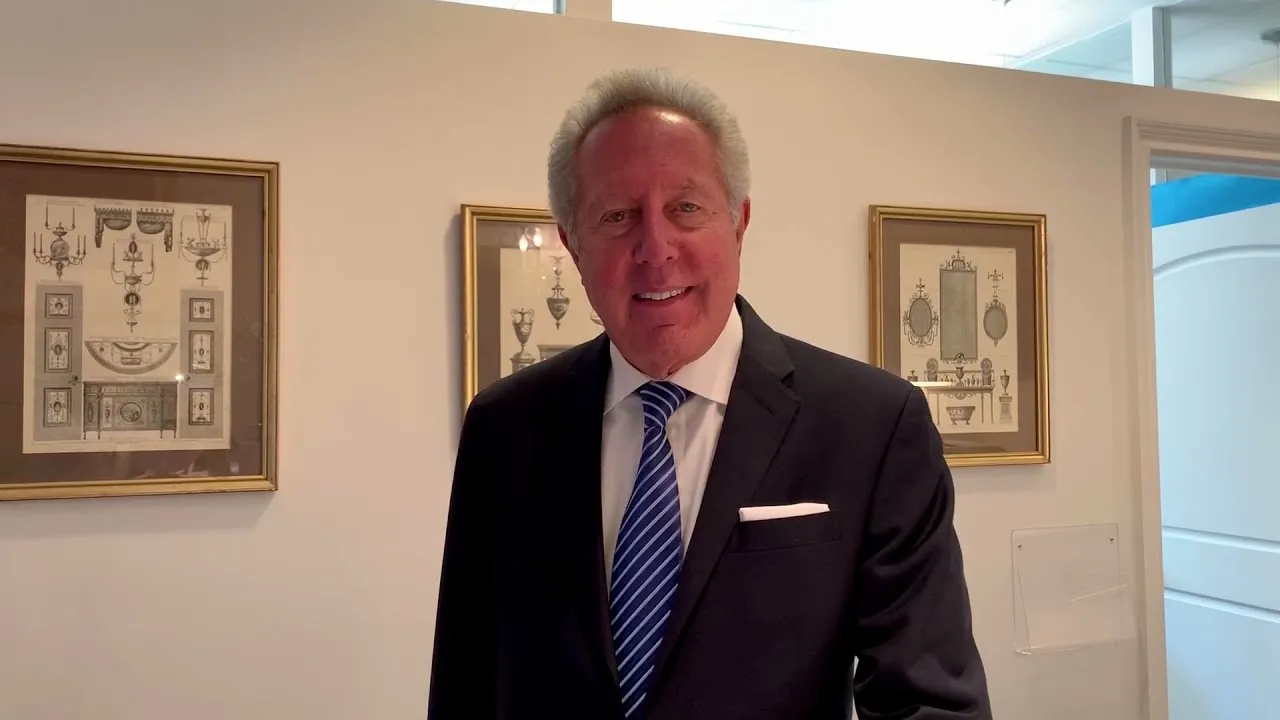 Barry Weintraub, deep plane facelift surgeon in New York, USA