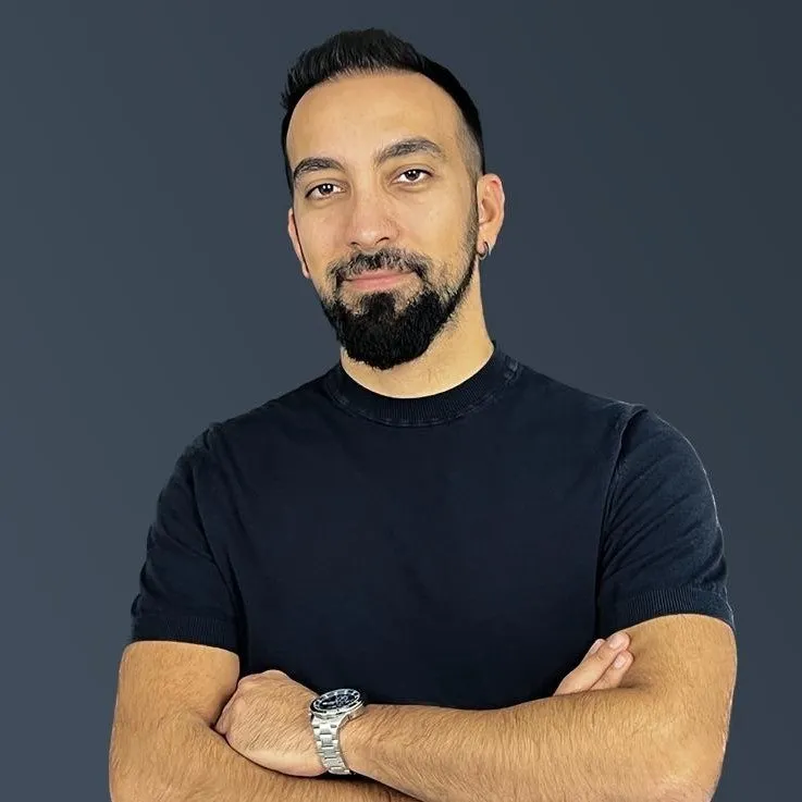 Cem Berkay Sınacı, deep plane facelift surgeon in Istanbul, Turkey