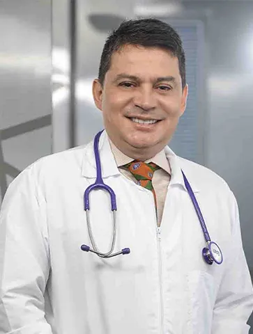 Dr. Cesar Martinez