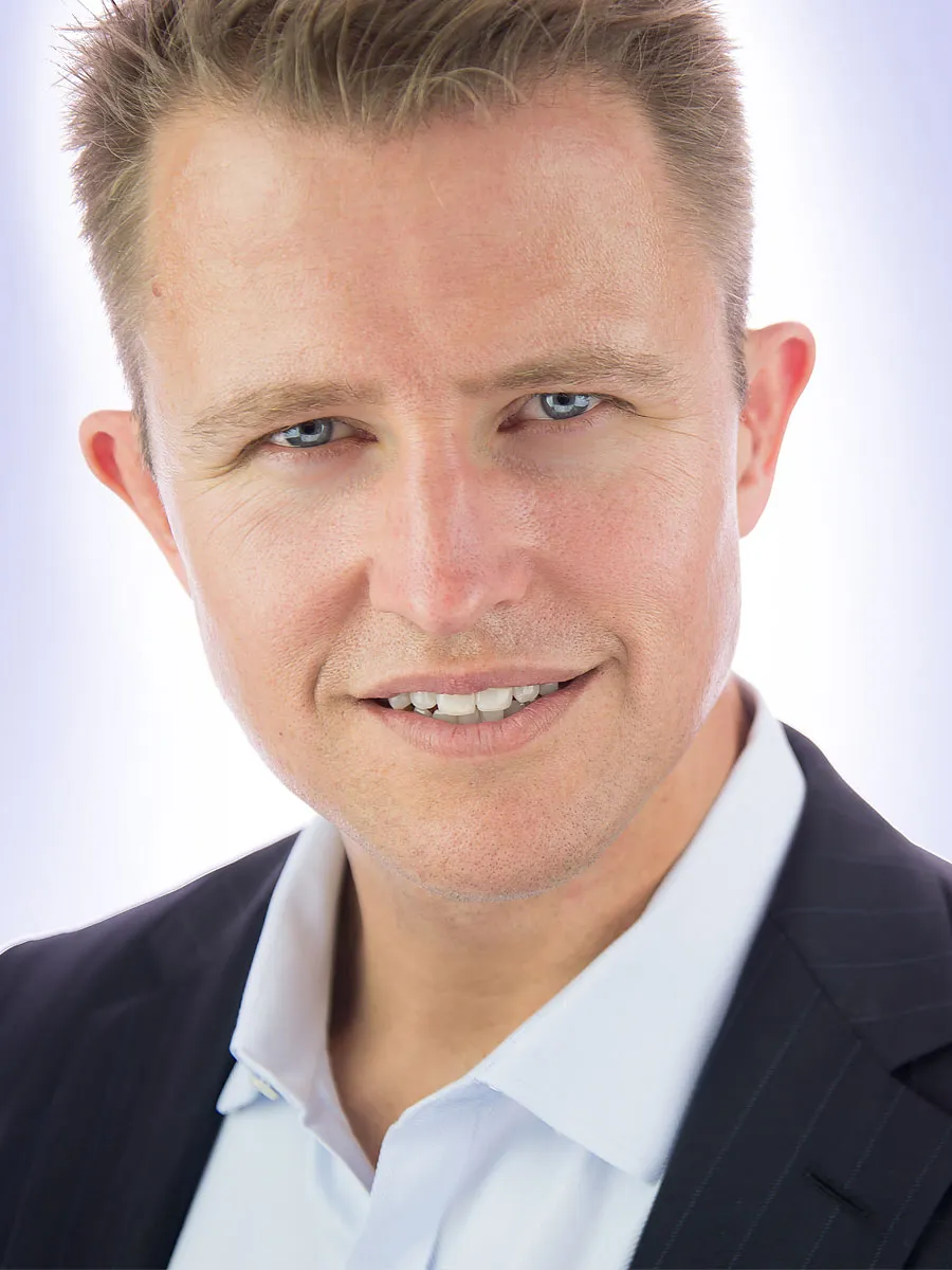 Dr. Dan Robinson — Deep Plane Facelift Surgeon