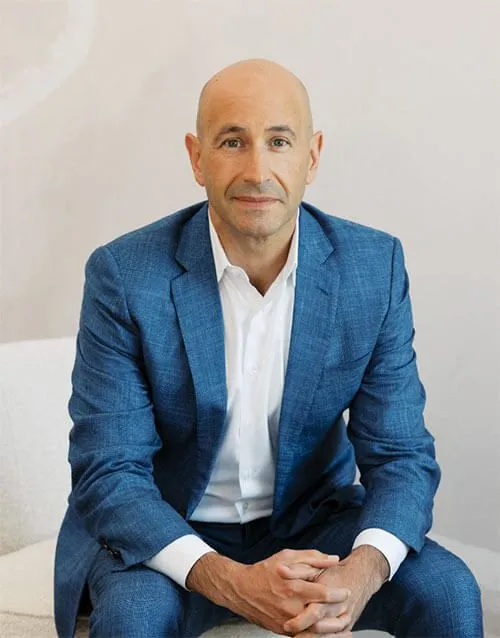 Daniel Hall, deep plane facelift surgeon in Palo Alto, USA