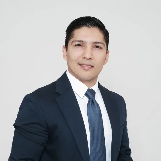 Dr. Daniel Saldivar