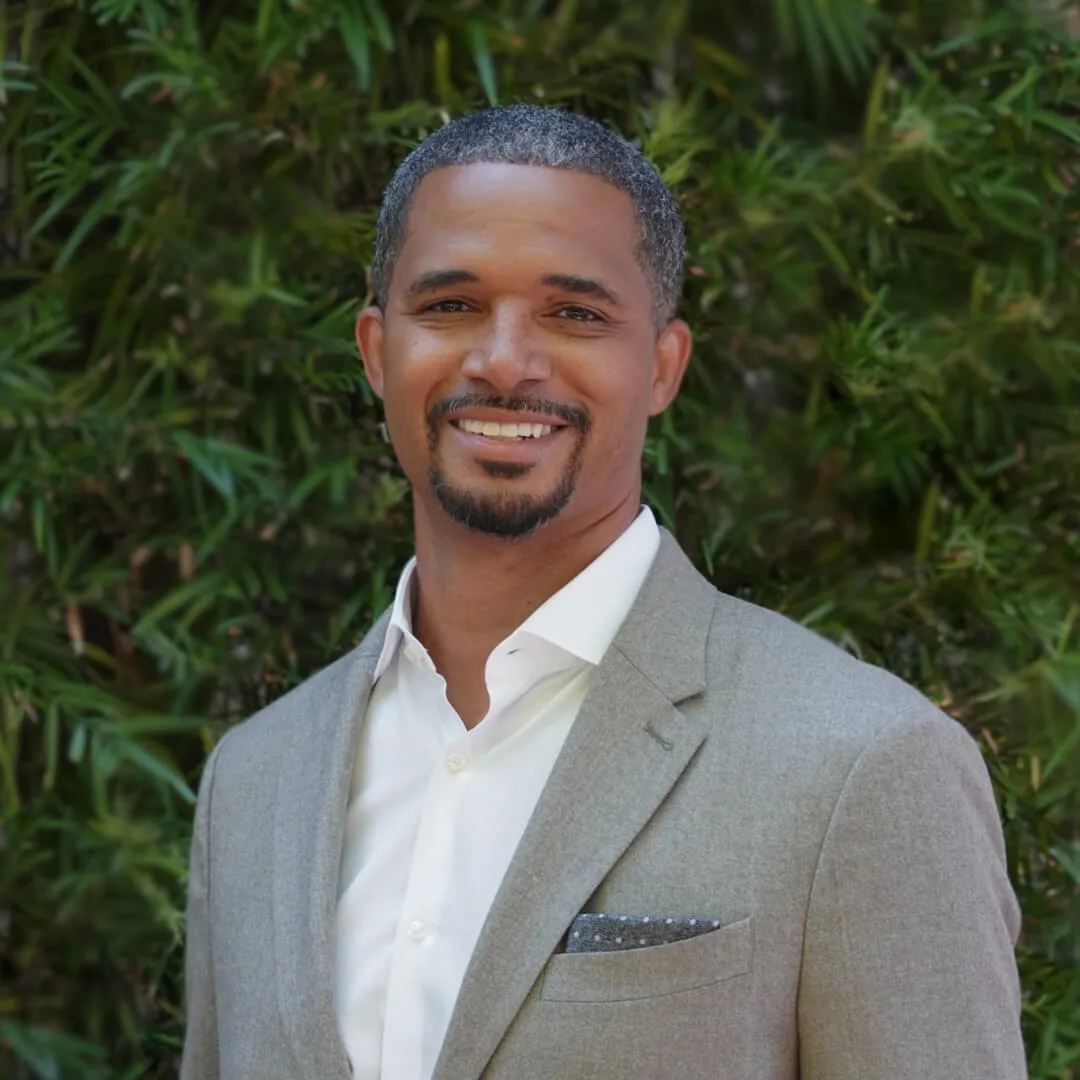David J. Bryan, deep plane facelift surgeon in Boston, USA