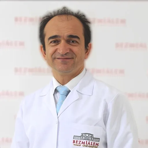 Ethem Güneren, deep plane facelift surgeon in Istanbul, Turkey