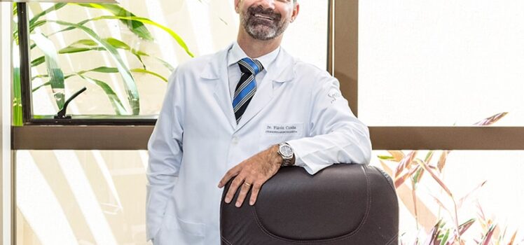 Dr. Flavio Cunha Ferreira, deep plane facelift surgeon in Brasília, Brazil