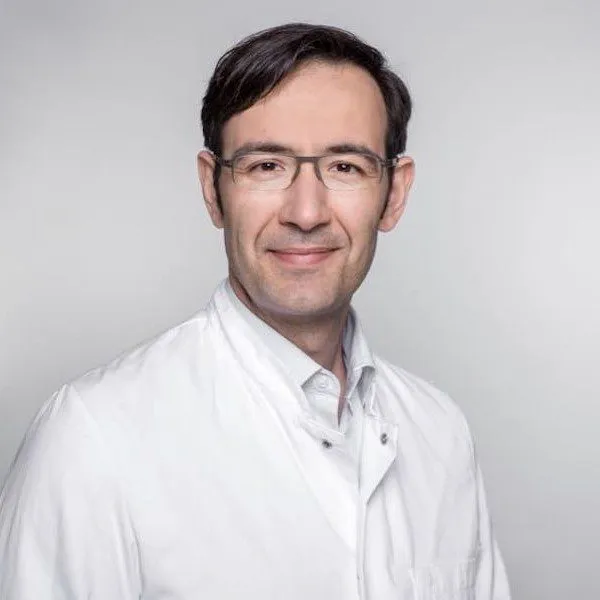Georgios Kolios, deep plane facelift surgeon in Hamburg, Germany