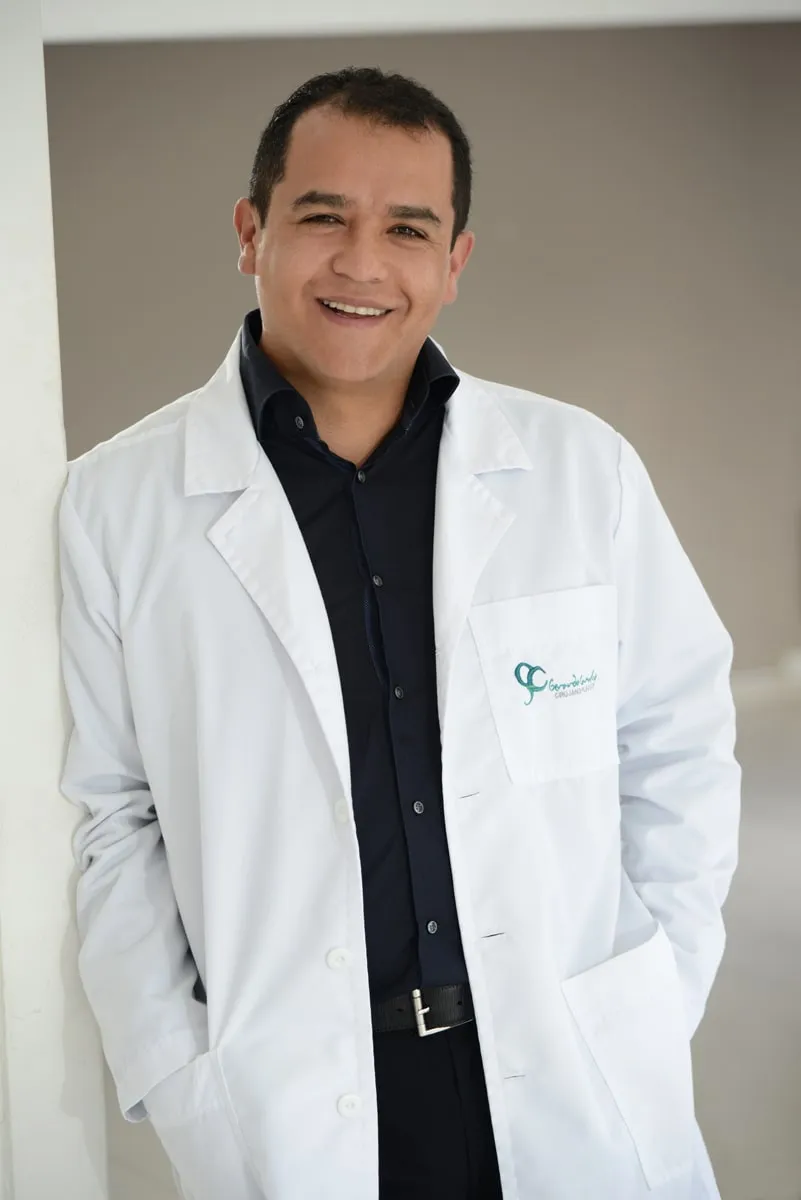 Gerardo Camacho, deep plane facelift surgeon in Bogota, Colombia