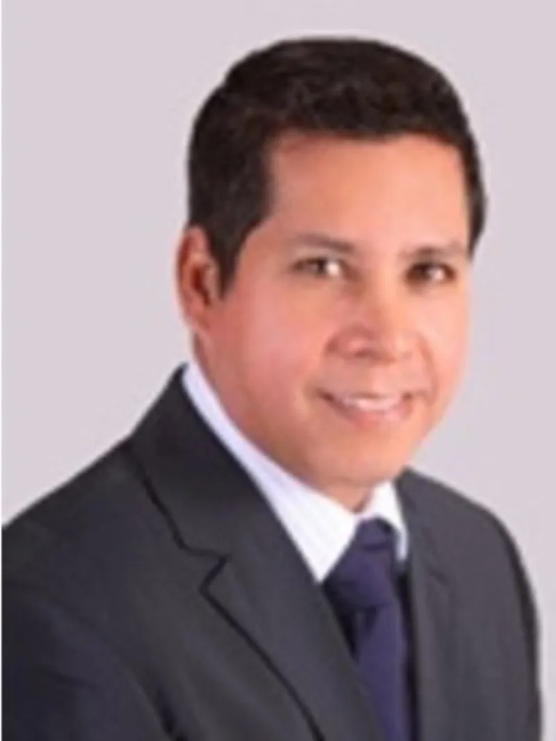 Dr. Gino Llosa