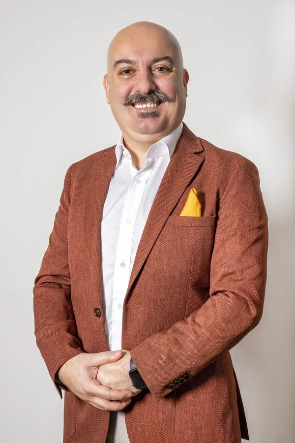 Dr. Gökhan Özerdem