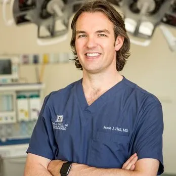 Jason Hall, deep plane facelift surgeon in Knoxville, USA