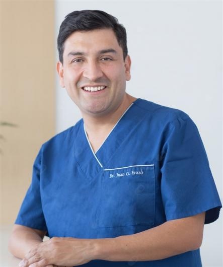 Dr. Juan Guillermo Erazo, deep plane facelift surgeon in Pereira, Colombia
