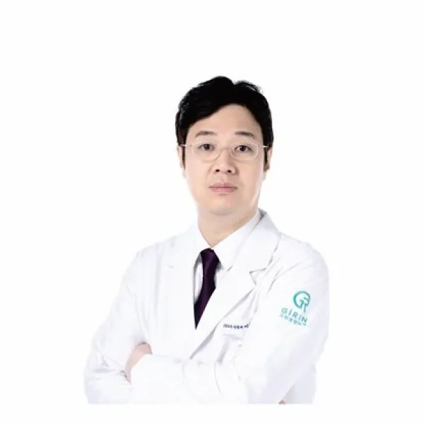 Dr. Jung Dong-Hak