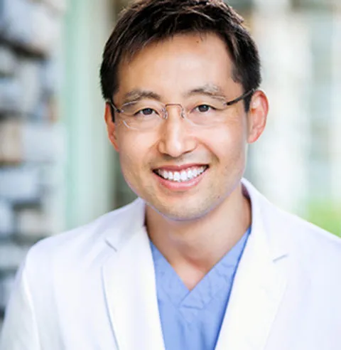 Kenneth Kim, deep plane facelift surgeon in Los Angeles, USA