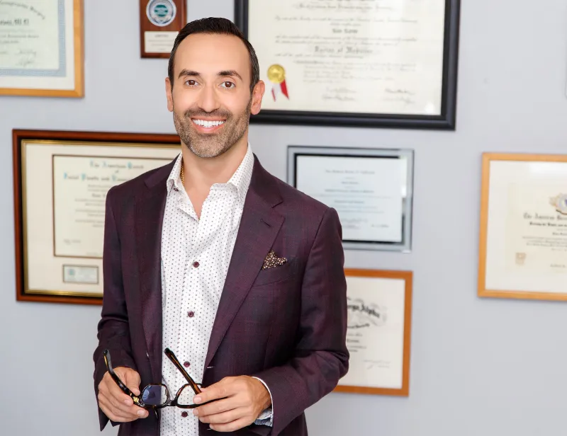Dr. Kian Karimi
