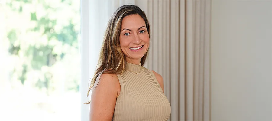Dr. Louise Mielke — Deep Plane Facelift Surgeon
