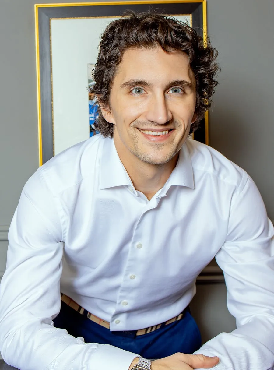Dr. Lucas Bryant