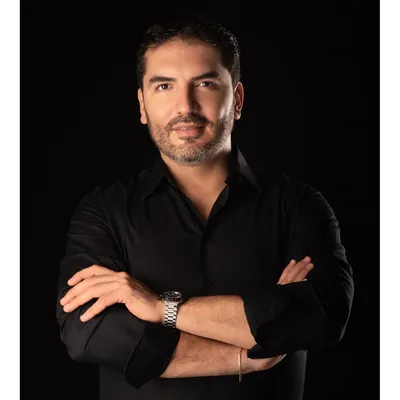 Dr. Luis Fernando Reyes