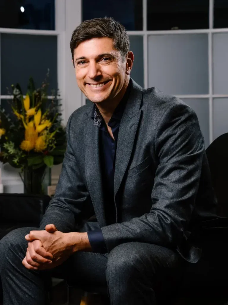 Dr. Marc Pacifico