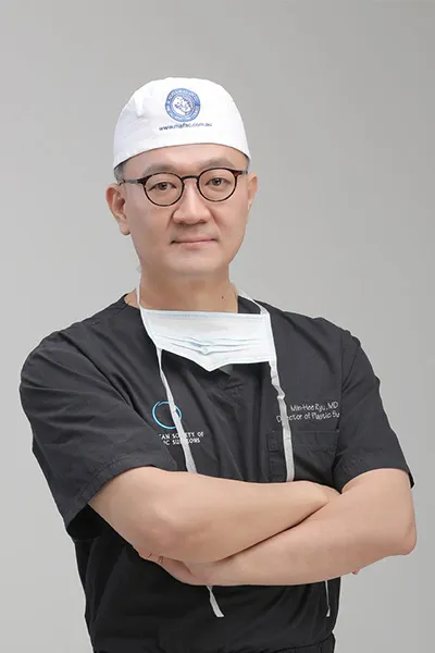 Min-Xi Liu, deep plane facelift surgeon in Seoul, South Korea