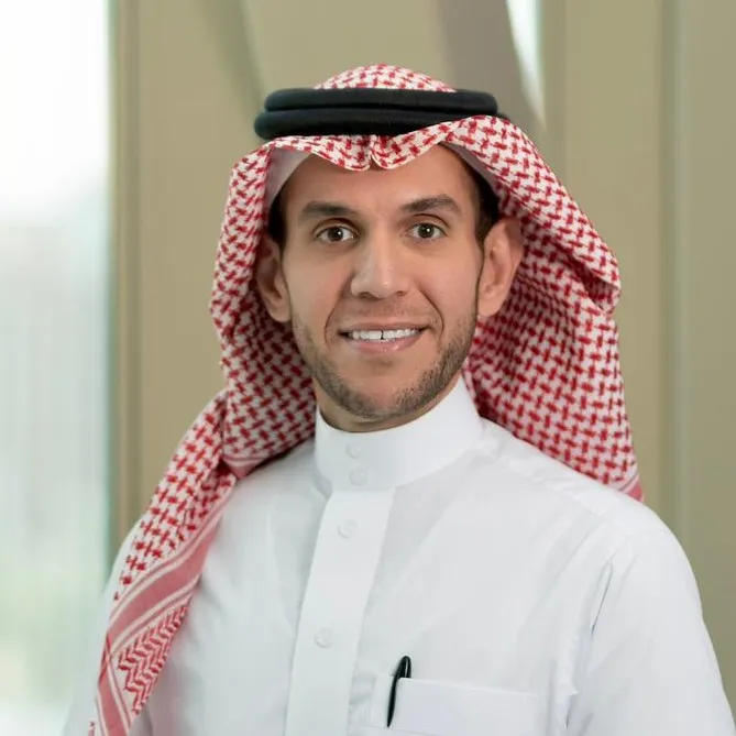 Omar Fouda, deep plane facelift surgeon in Riyadh, Ksa