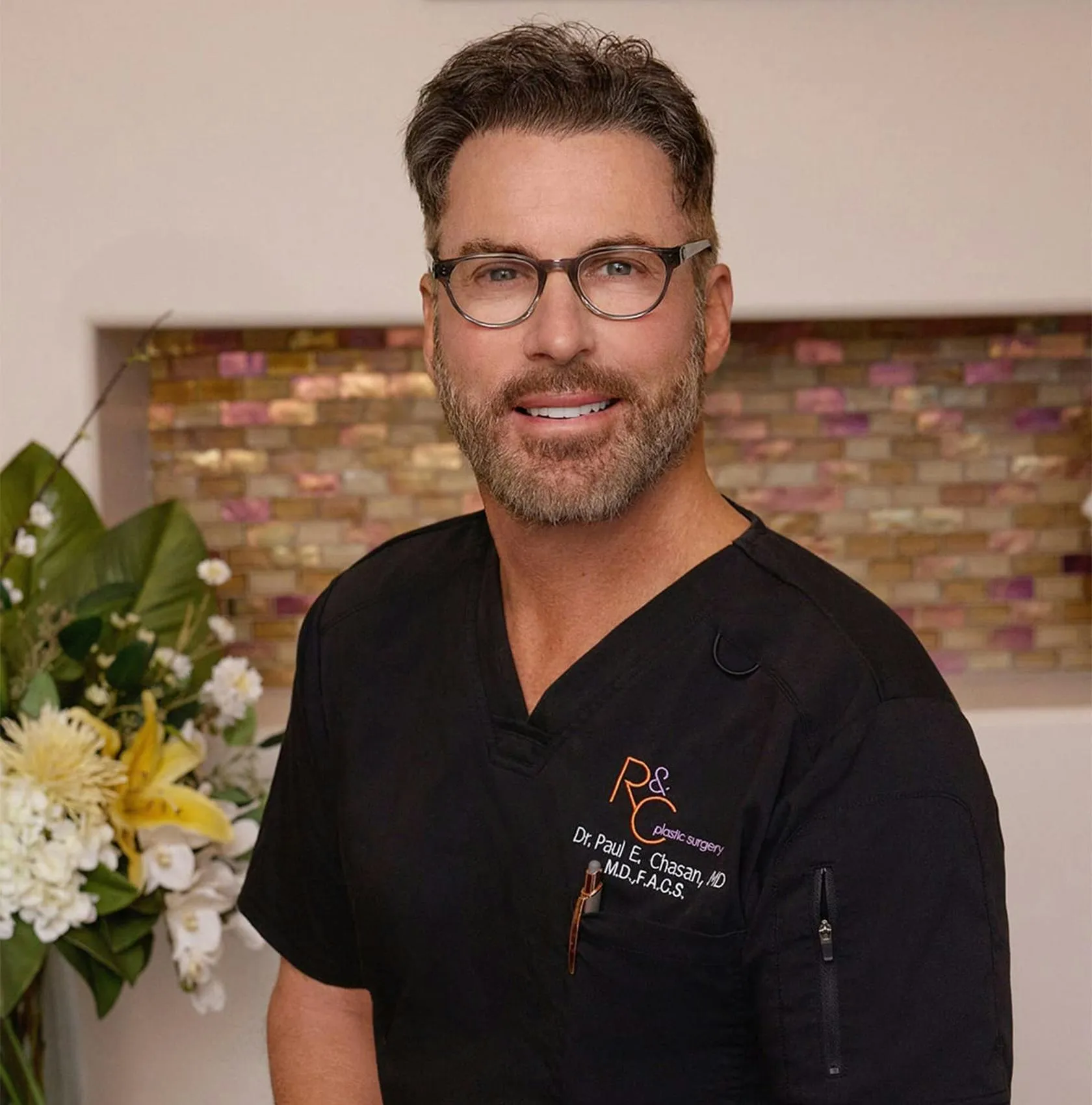 Paul Chasan, deep plane facelift surgeon in San Diego, USA