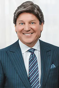 Paul Vitenas, deep plane facelift surgeon in Houston, USA