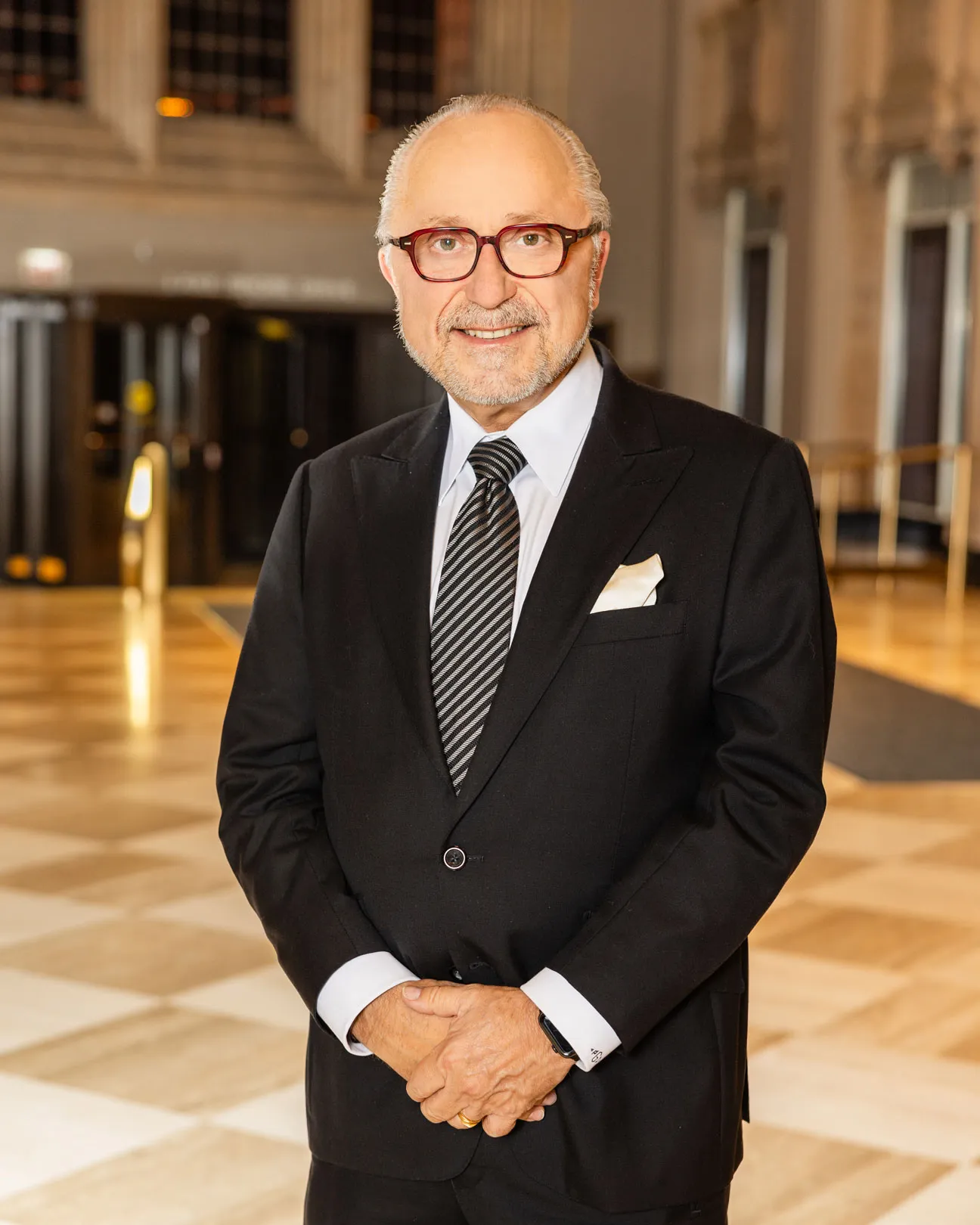 Peter Geldner, deep plane facelift surgeon in Chicago, USA