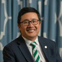Peter M. Yoo, deep plane facelift surgeon in Beverly Hills, USA
