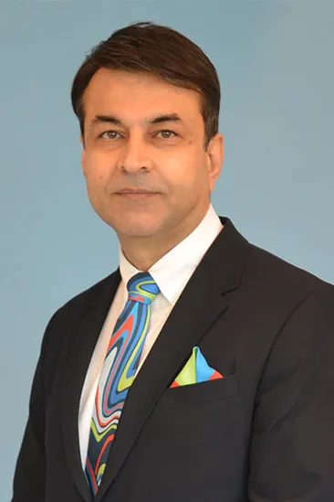 Sandeep Uppal, deep plane facelift surgeon in Singapore, Singapore