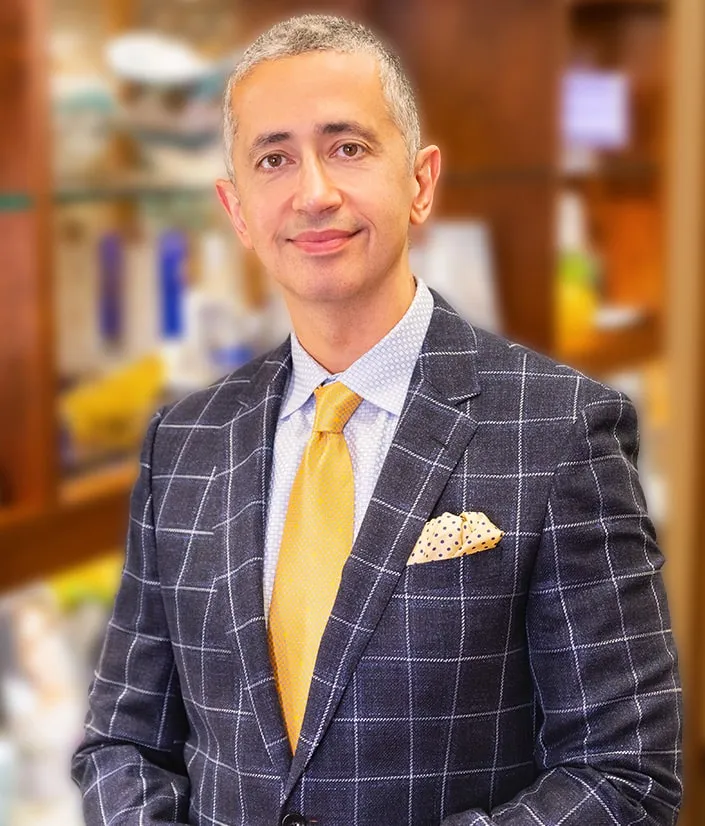Dr. Shervin Naderi