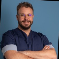Dr. Wouter De Vos