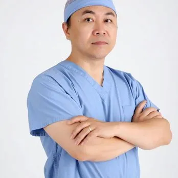 Dr. Yu Ya Jing — Deep Plane Facelift Surgeon